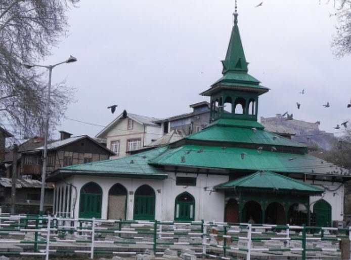 Imam Bara Madin Sahib, Srinagar, Jammu and Kashmir - Vushii.com Imam Bara Madin Sahib, Srinagar, Jammu and Kashmir - Vushii.com